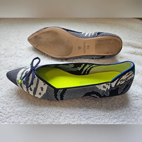 Rothy's The Point Bow in Botanical Navy Women’s Size 7.5 - Picture 6 of 7